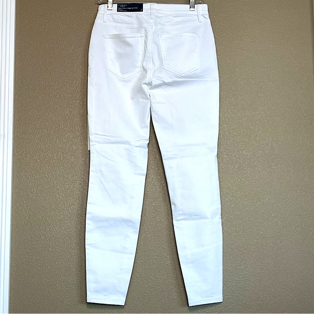 Talbots NWT Jeans  Size 2 - Picture 3 of 7